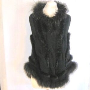 Hooded Cable Knit Poncho with Fur Detail
